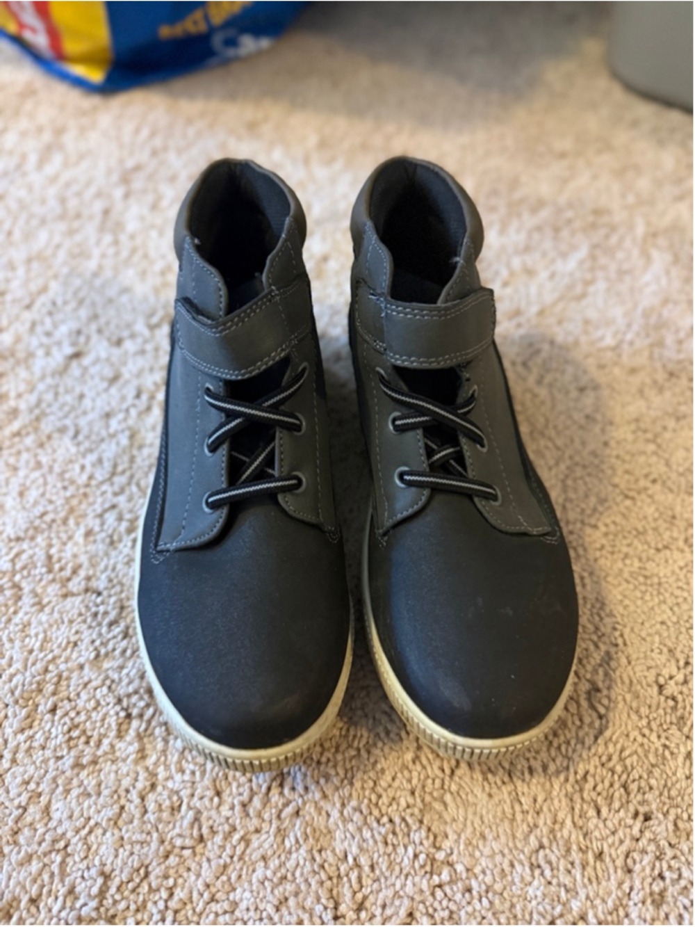 Boys Deer Stags Black Gray Boots Size 2.5 - Picture 2 of 6